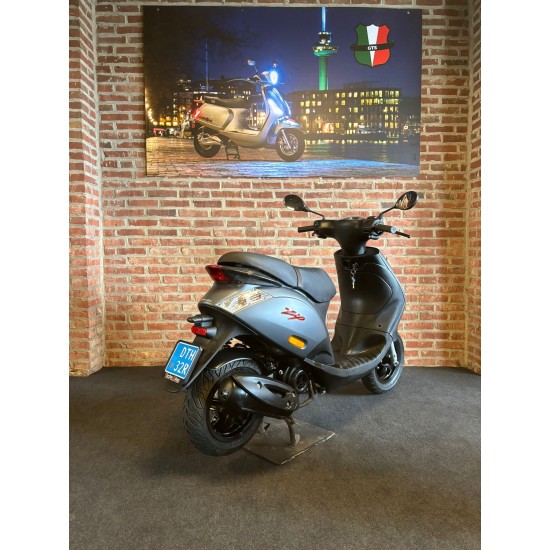 Piaggio Zip
