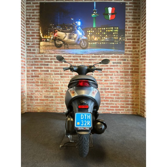 Piaggio Zip