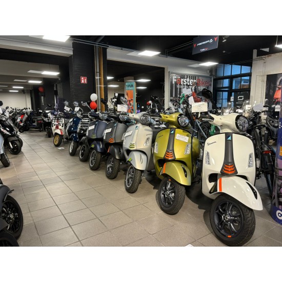 Vespa GTS 300 Super Sport