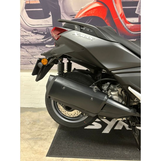 Yamaha X Max 300
