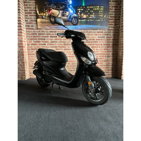 Yamaha Neos